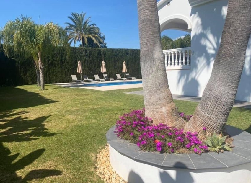 Herverkoop - Villa - Marbella - Nueva Andalucía