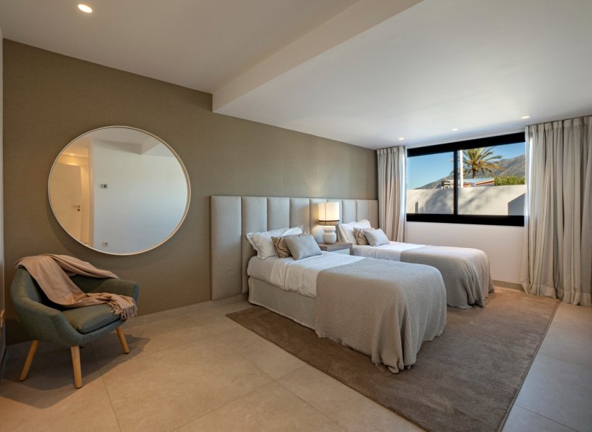 Herverkoop - Villa - Marbella - Nueva Andalucía