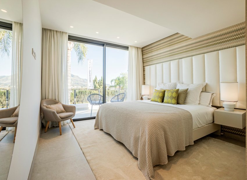 Herverkoop - Villa - Marbella - Nueva Andalucía