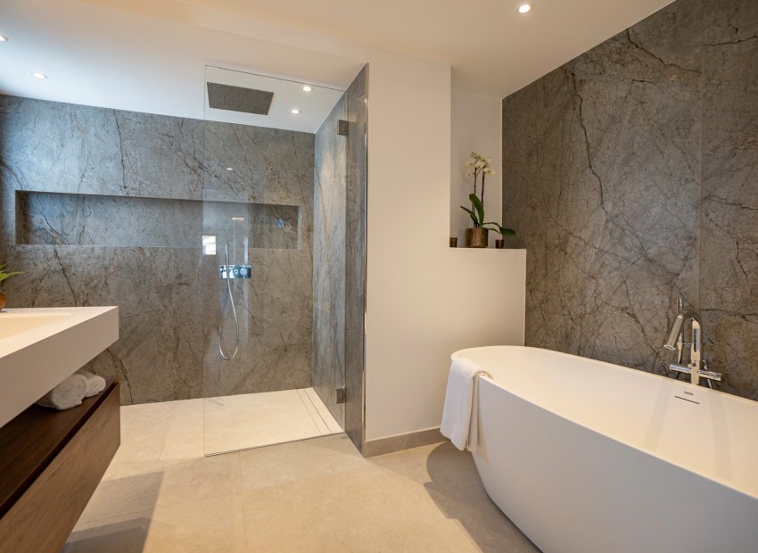 Herverkoop - Villa - Marbella - Nueva Andalucía