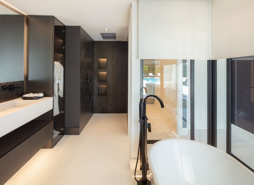 Herverkoop - Villa - Marbella - Nueva Andalucía