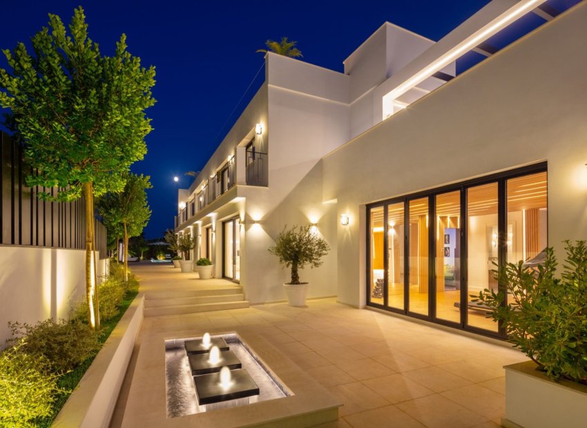 Herverkoop - Villa - Marbella - Nueva Andalucía