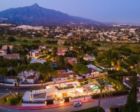 Herverkoop - Villa - Marbella - Nueva Andalucía