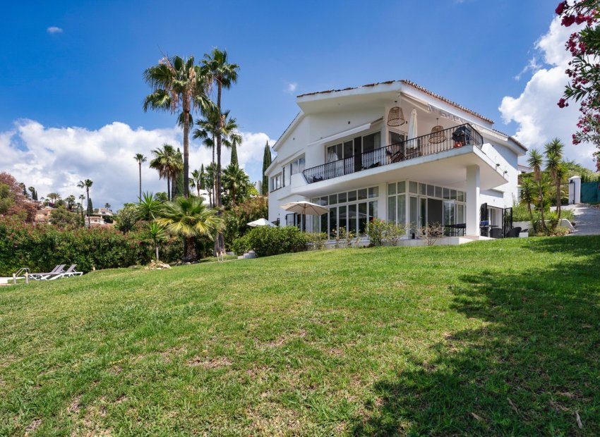 Herverkoop - Villa - Marbella - Nueva Andalucía