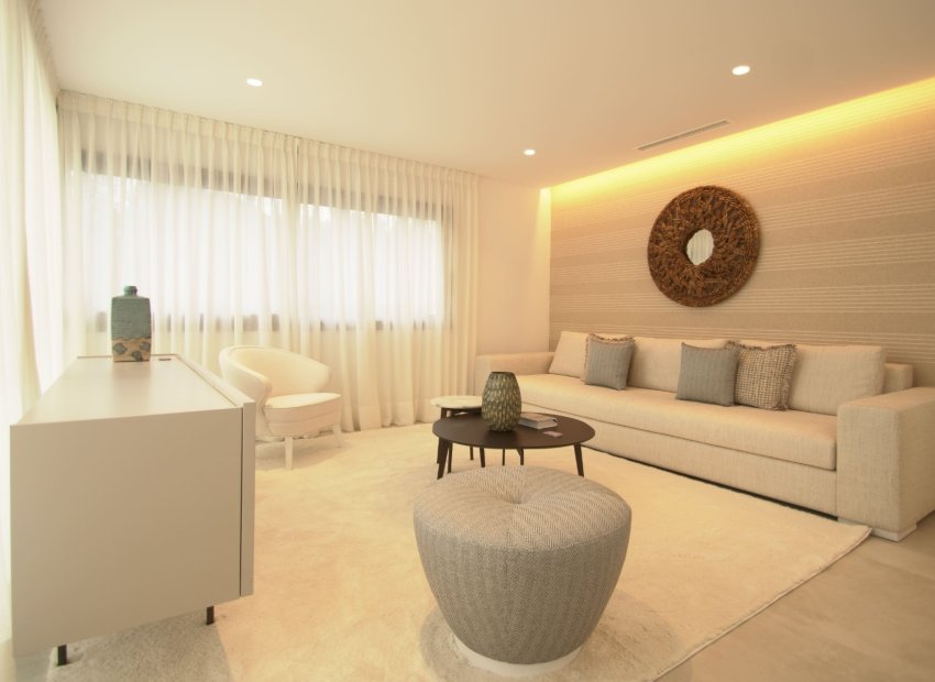 Herverkoop - Villa - Marbella - Nueva Andalucía