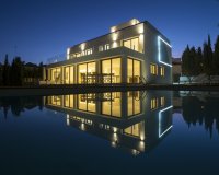 Herverkoop - Villa - Marbella - Nueva Andalucía