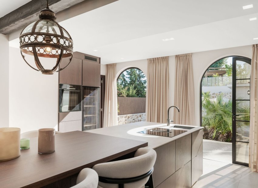 Herverkoop - Villa - Marbella - Nueva Andalucía