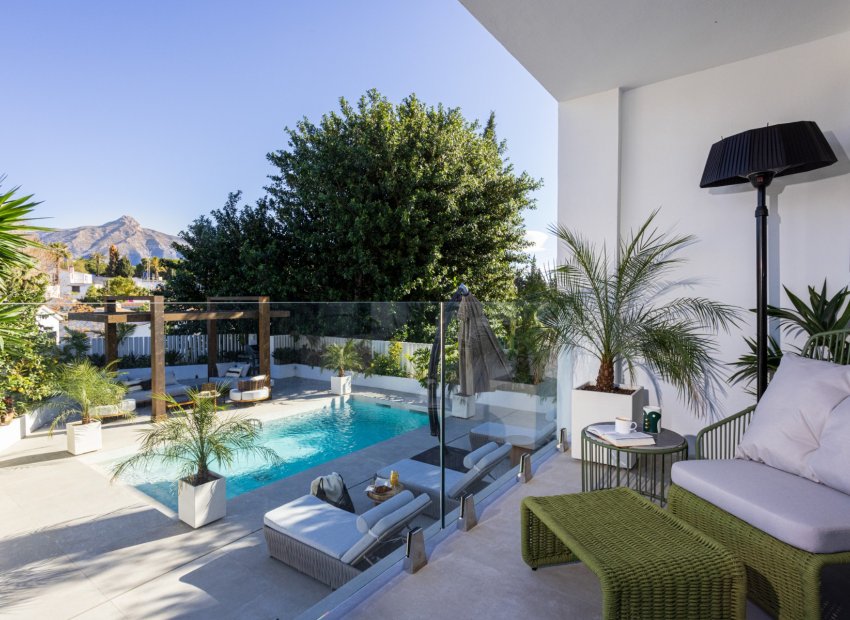 Herverkoop - Villa - Marbella - Nueva Andalucía