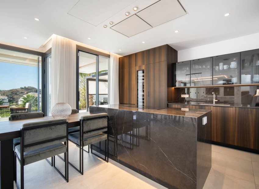 Herverkoop - Villa - Marbella - Nueva Andalucía