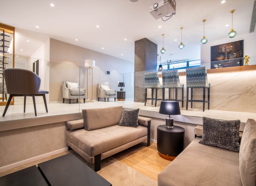 Herverkoop - Villa - Marbella - Nueva Andalucía