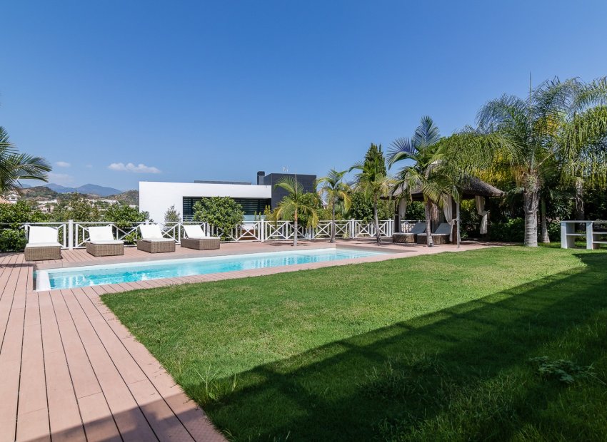 Herverkoop - Villa - Marbella - Nueva Andalucía