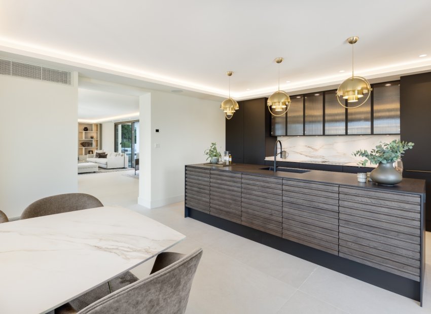 Herverkoop - Villa - Marbella - Nueva Andalucía