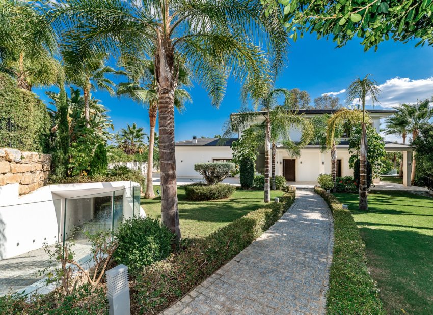 Herverkoop - Villa - Marbella - Nueva Andalucía