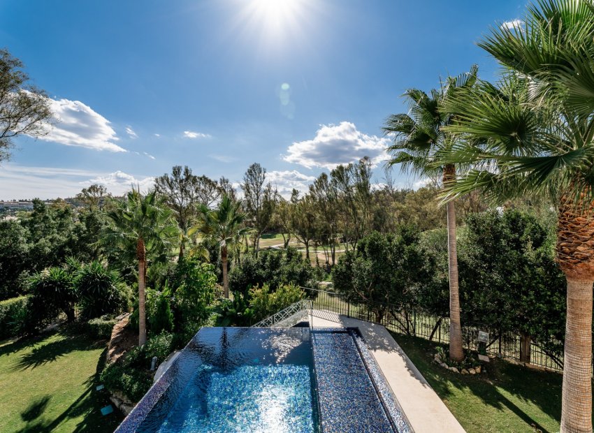 Herverkoop - Villa - Marbella - Nueva Andalucía