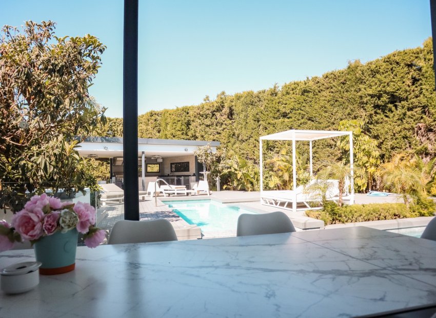 Herverkoop - Villa - Marbella - Nueva Andalucía