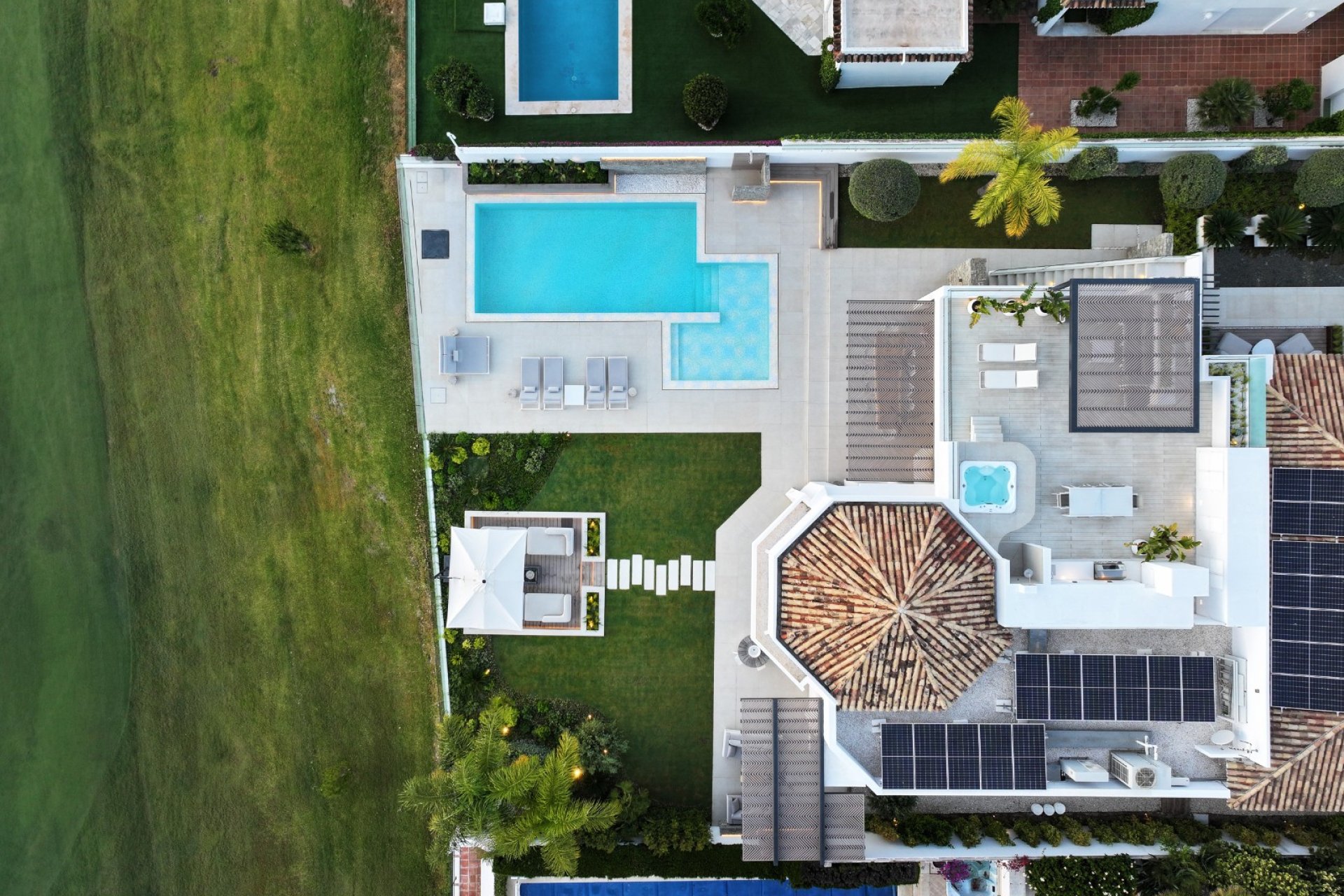 Herverkoop - Villa - Marbella - Nueva Andalucía