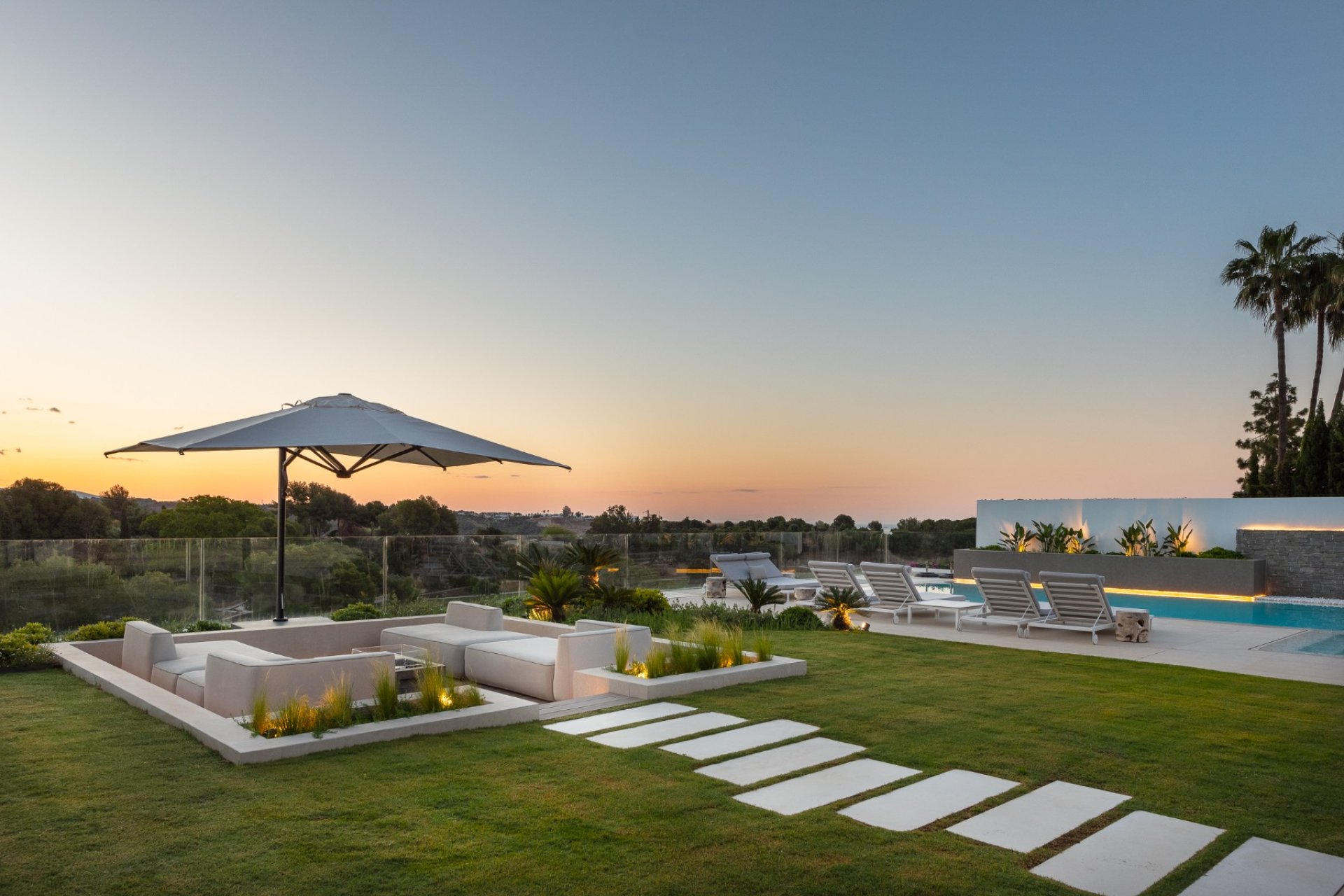 Herverkoop - Villa - Marbella - Nueva Andalucía