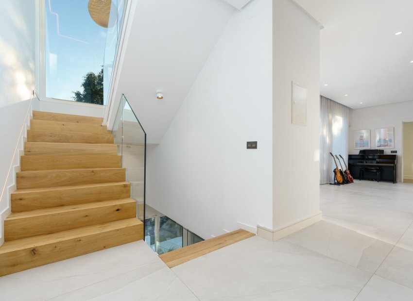 Herverkoop - Villa - Marbella - Nueva Andalucía