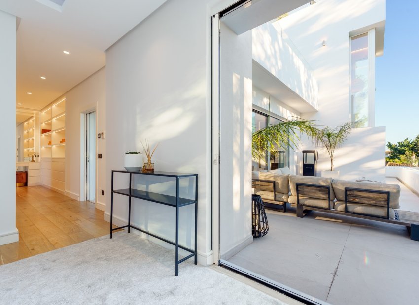 Herverkoop - Villa - Marbella - Nueva Andalucía