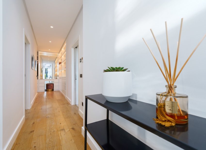 Herverkoop - Villa - Marbella - Nueva Andalucía