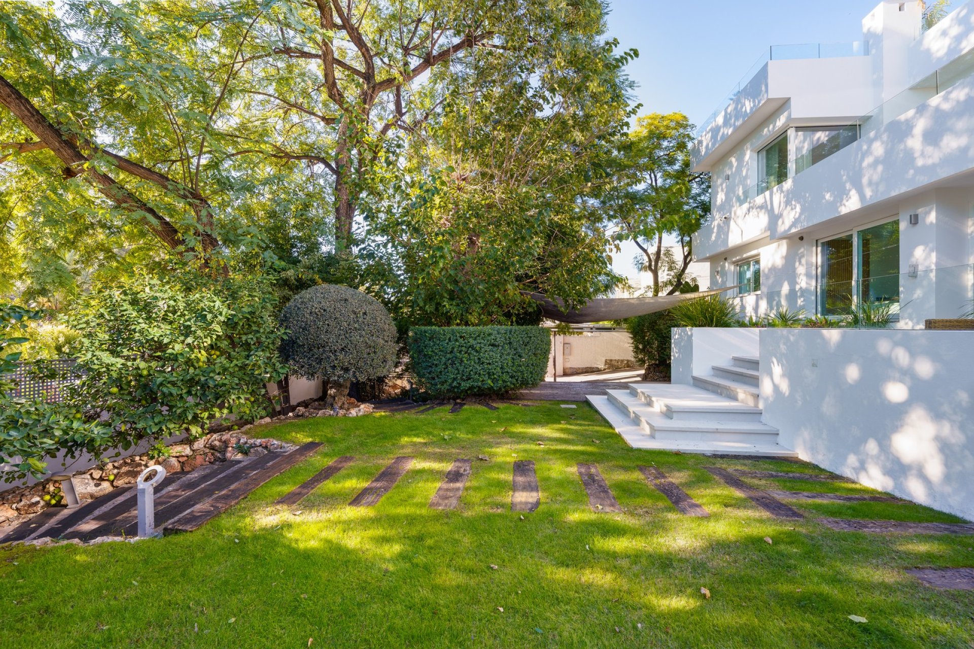 Herverkoop - Villa - Marbella - Nueva Andalucía