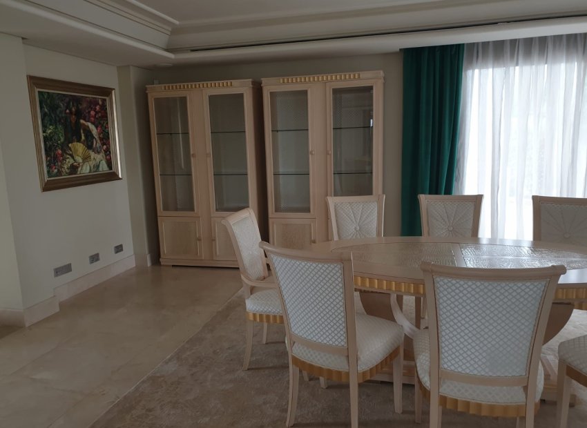 Herverkoop - Villa - Marbella - Sierra Blanca