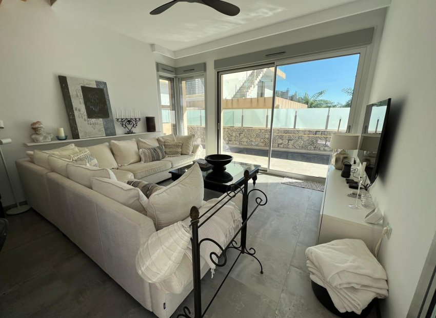 Herverkoop - Villa - Mil Palmeras - Costa Blanca