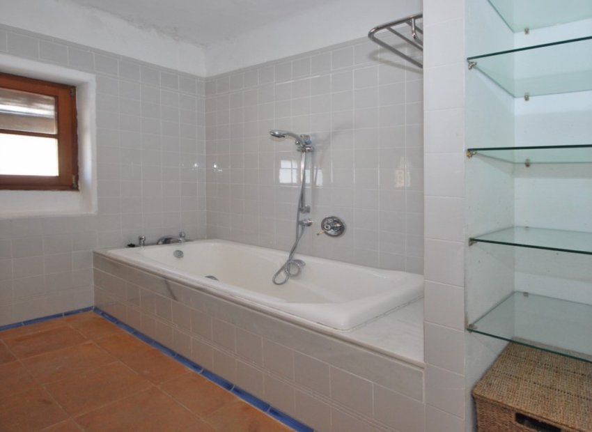 Herverkoop - Villa - Moraira - Benimeit