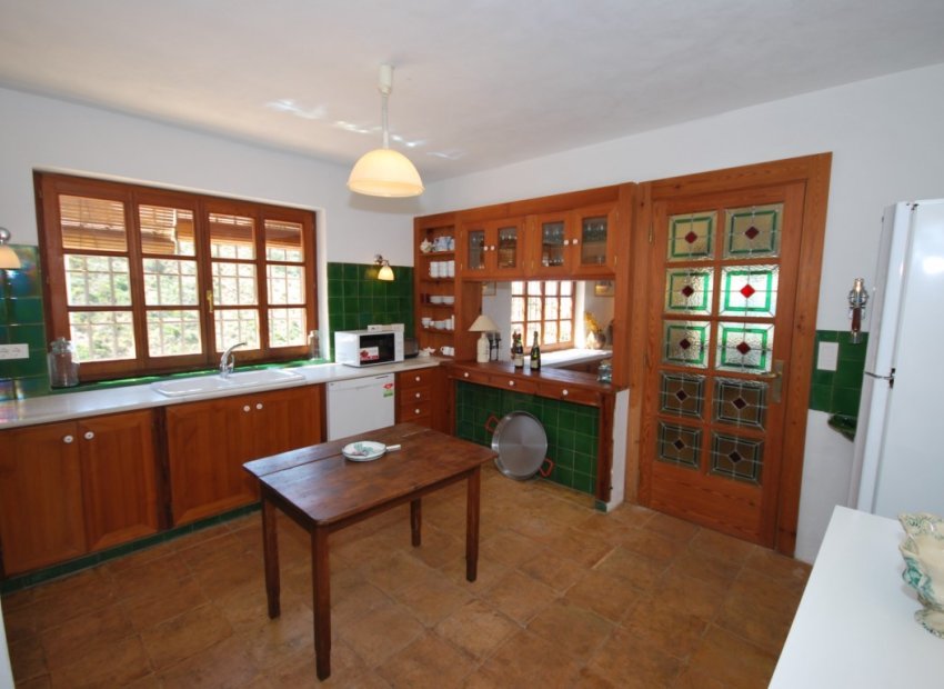 Herverkoop - Villa - Moraira - Benimeit