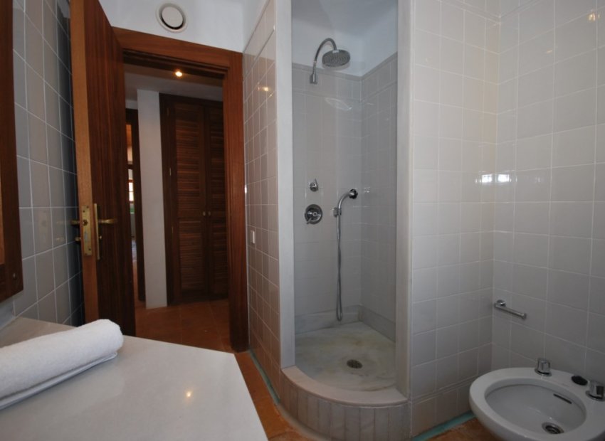 Herverkoop - Villa - Moraira - Benimeit