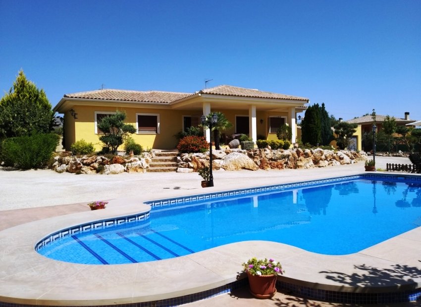 Herverkoop - Villa - Ontinyent