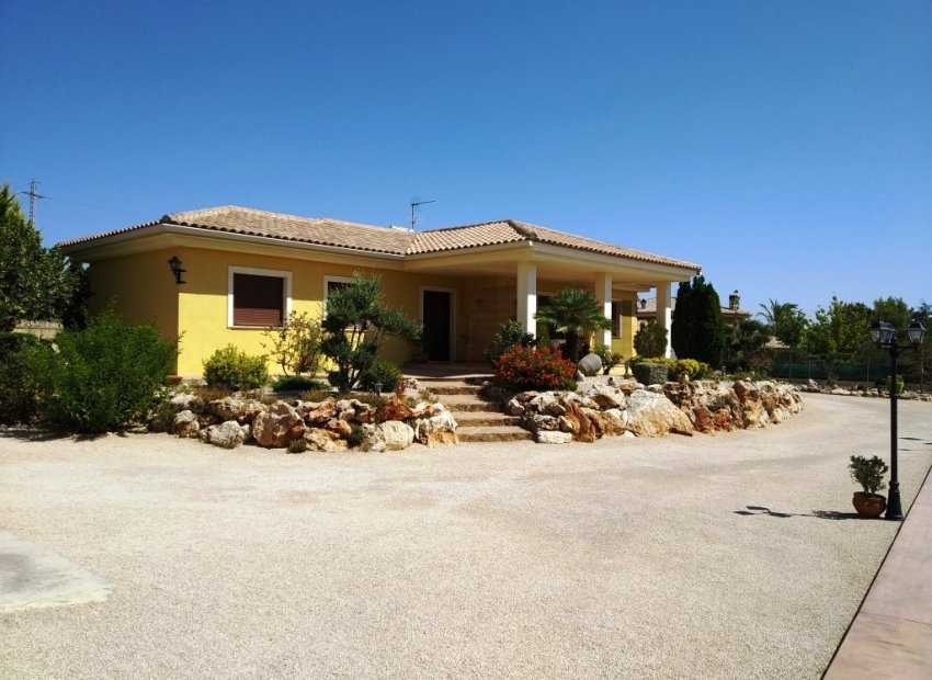 Herverkoop - Villa - Ontinyent