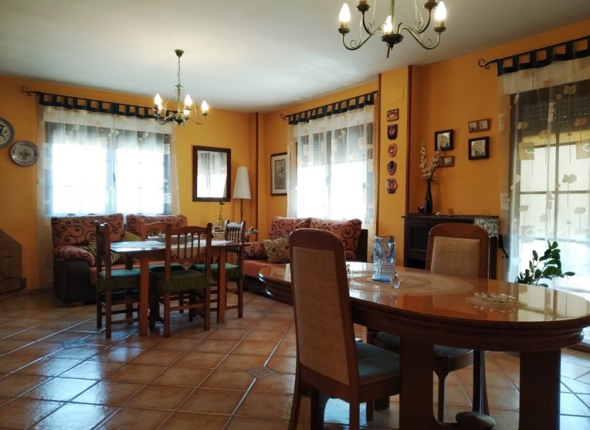 Herverkoop - Villa - Ontinyent