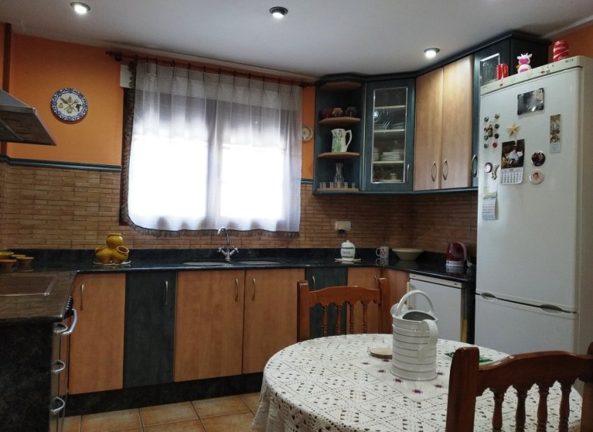 Herverkoop - Villa - Ontinyent