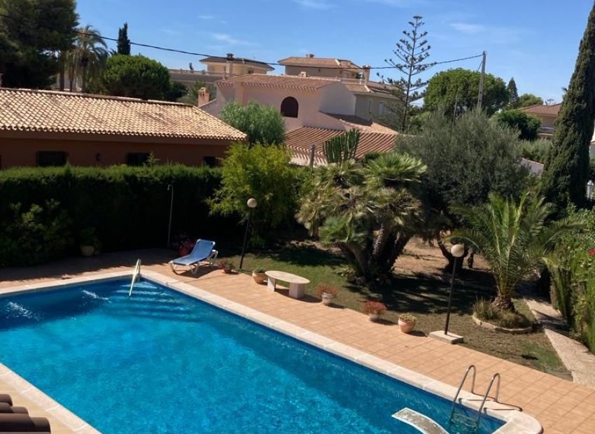 Herverkoop - Villa - Orihuela Costa - Cabo Roig