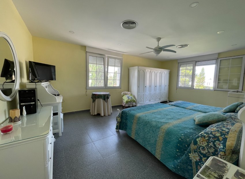 Herverkoop - Villa - Orihuela Costa - Cabo Roig