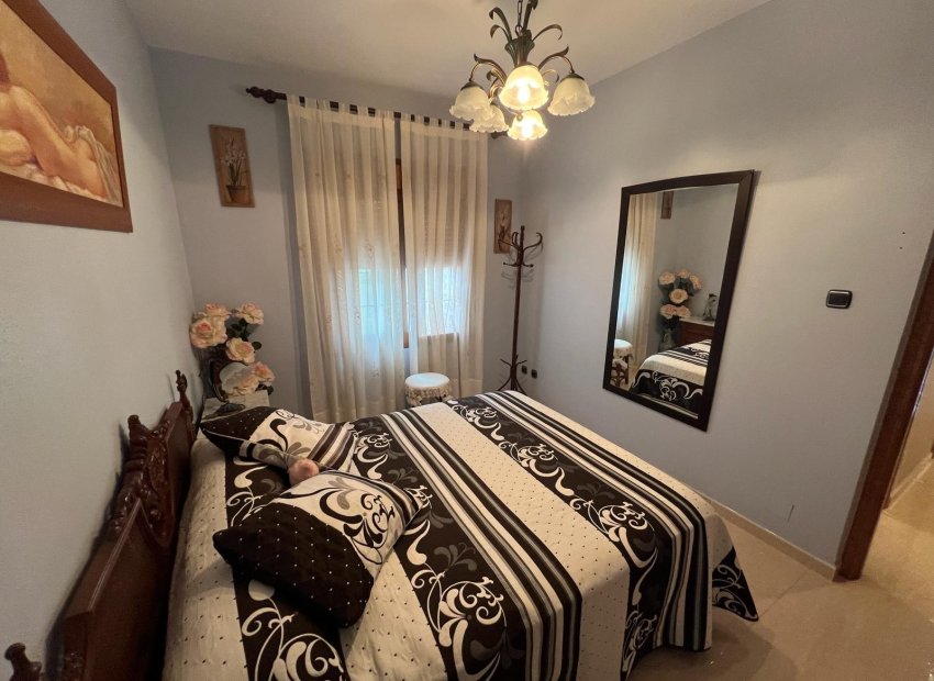 Herverkoop - Villa - Orihuela Costa - Campoamor