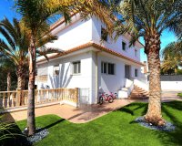 Herverkoop - Villa - Orihuela Costa - Campoamor