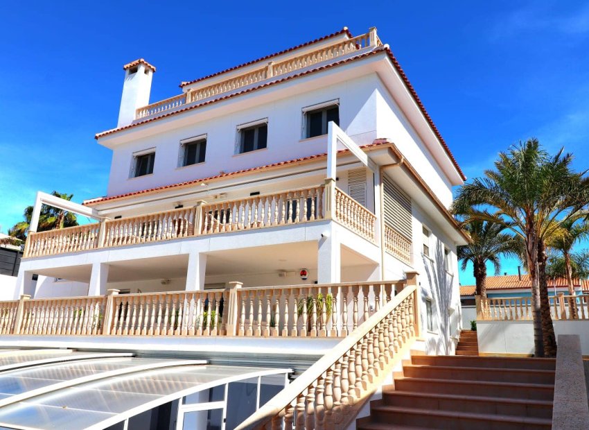 Herverkoop - Villa - Orihuela Costa - Campoamor