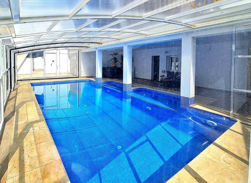 Herverkoop - Villa - Orihuela Costa - Campoamor