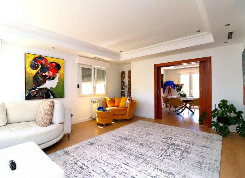 Herverkoop - Villa - Orihuela Costa - Campoamor