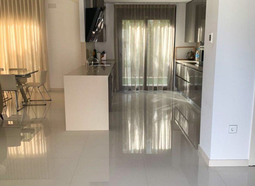 Herverkoop - Villa - Orihuela Costa - Campoamor