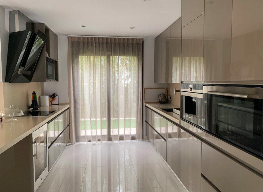 Herverkoop - Villa - Orihuela Costa - Campoamor