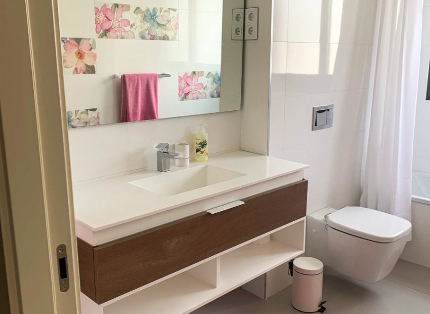 Herverkoop - Villa - Orihuela Costa - Campoamor