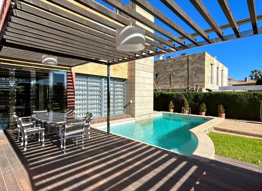 Herverkoop - Villa - Orihuela Costa - Dehesa de campoamor