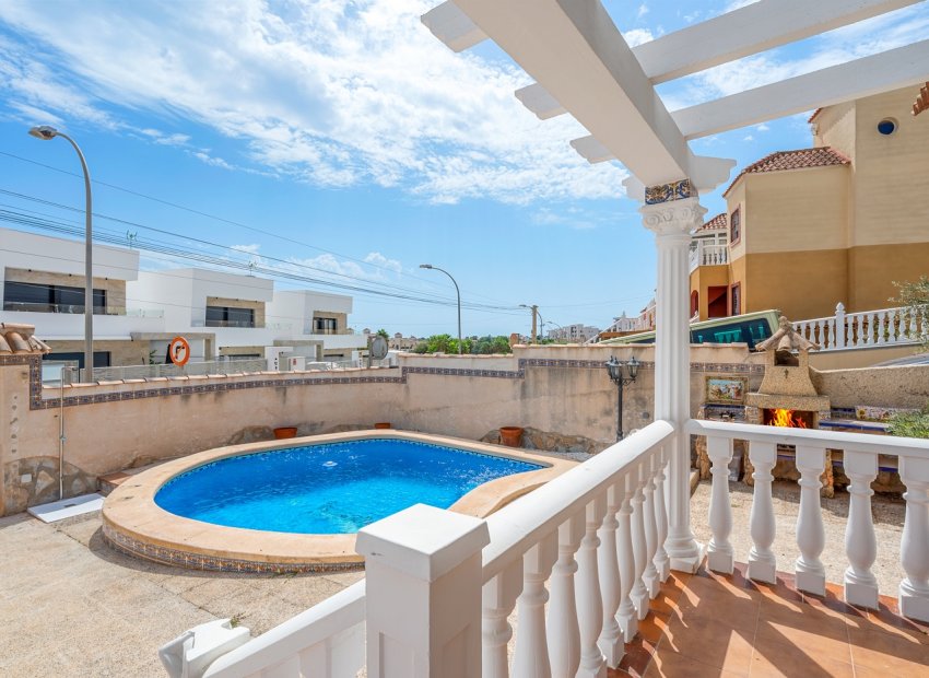 Herverkoop - Villa - Orihuela Costa - El Galan
