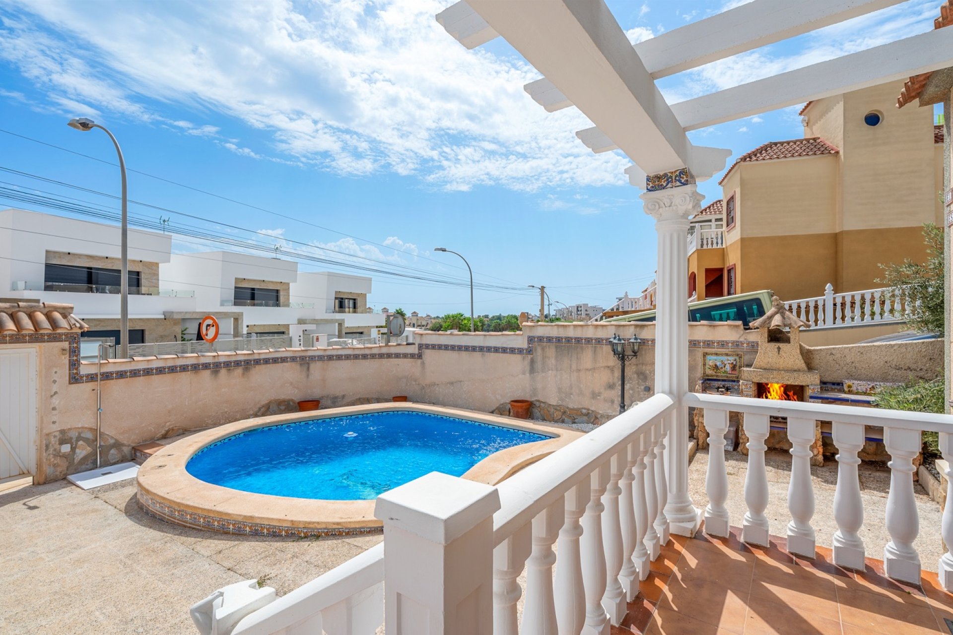 Herverkoop - Villa - Orihuela Costa - El Galan