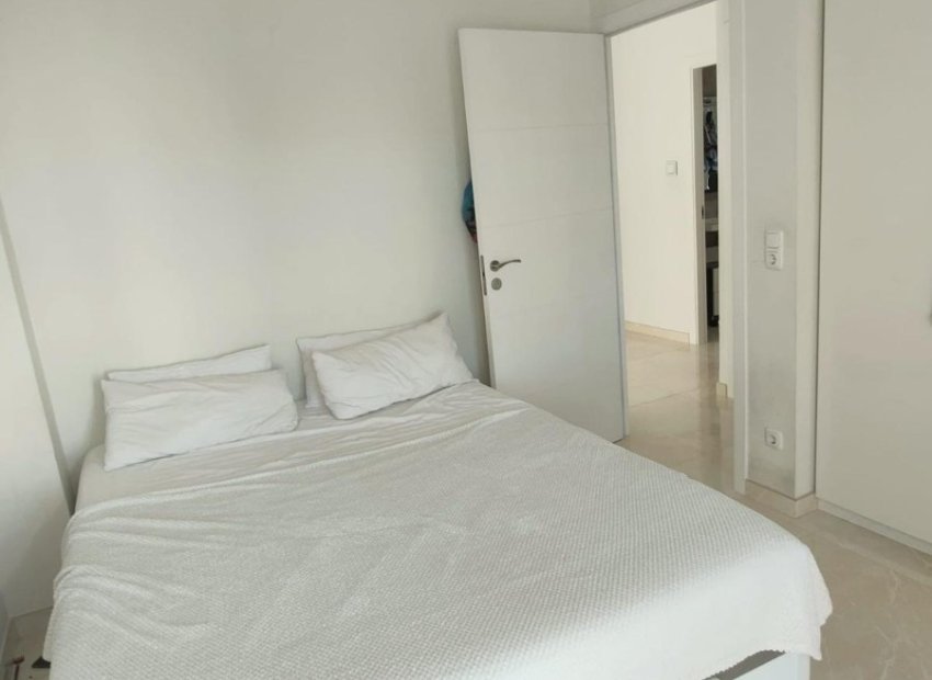 Herverkoop - Villa - Orihuela Costa - La Zenia