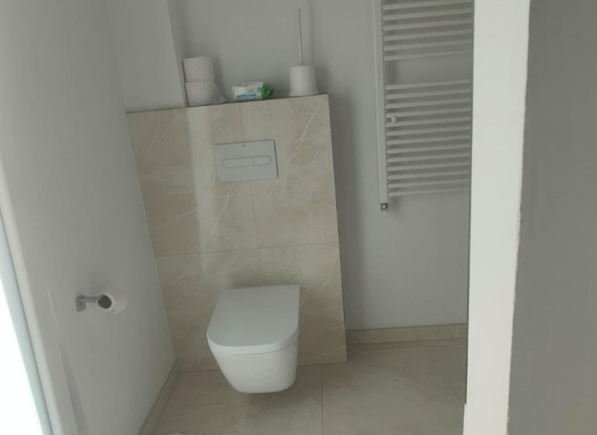 Herverkoop - Villa - Orihuela Costa - La Zenia