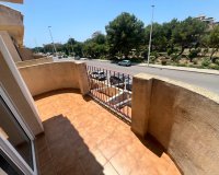 Herverkoop - Villa - Orihuela Costa - La Zenia